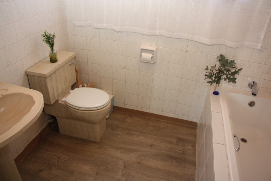 2 Bedroom Property for Sale in Pellissier Free State